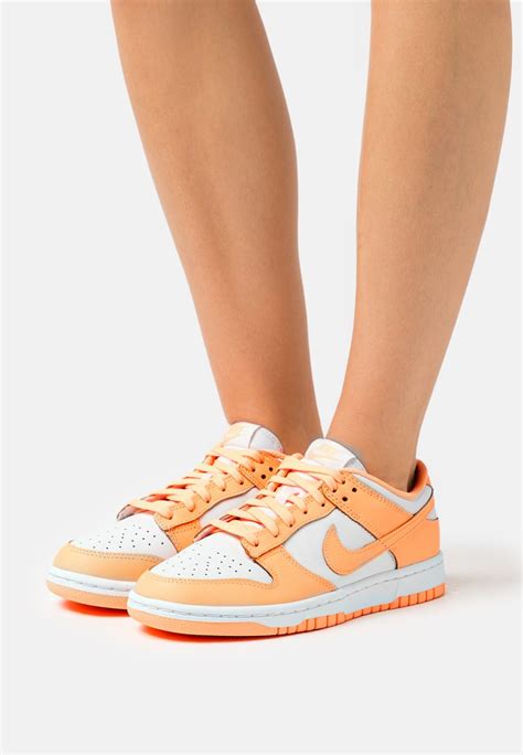 nike schoenen dames zalando|nike shoes women's.